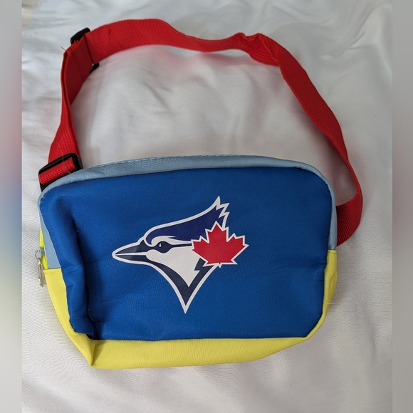 NWOT 2022 MLB Baseball Toronto Blue Jays Crossbody Fanny Pack/Bag - Picture 6 of 12